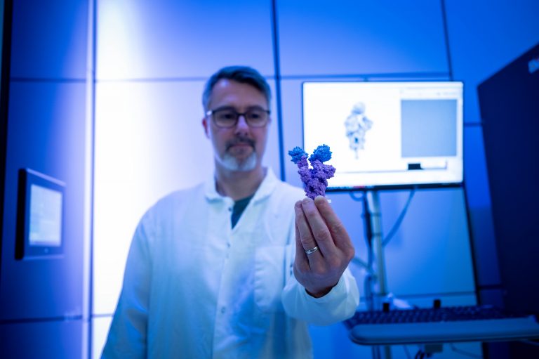 $140 million for UBC-led research hub to accelerate drug development and biomanufacturing